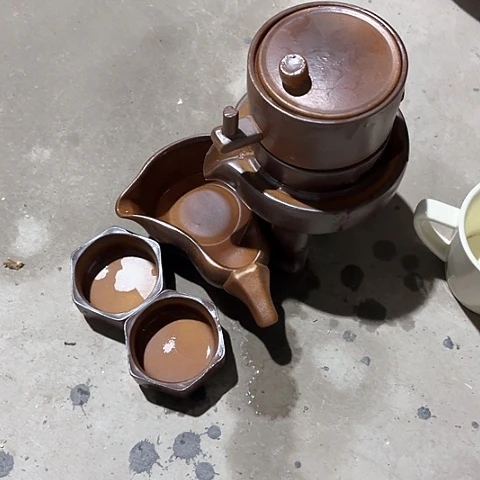 微瑕，不能明火，自动茶具加杯子6个