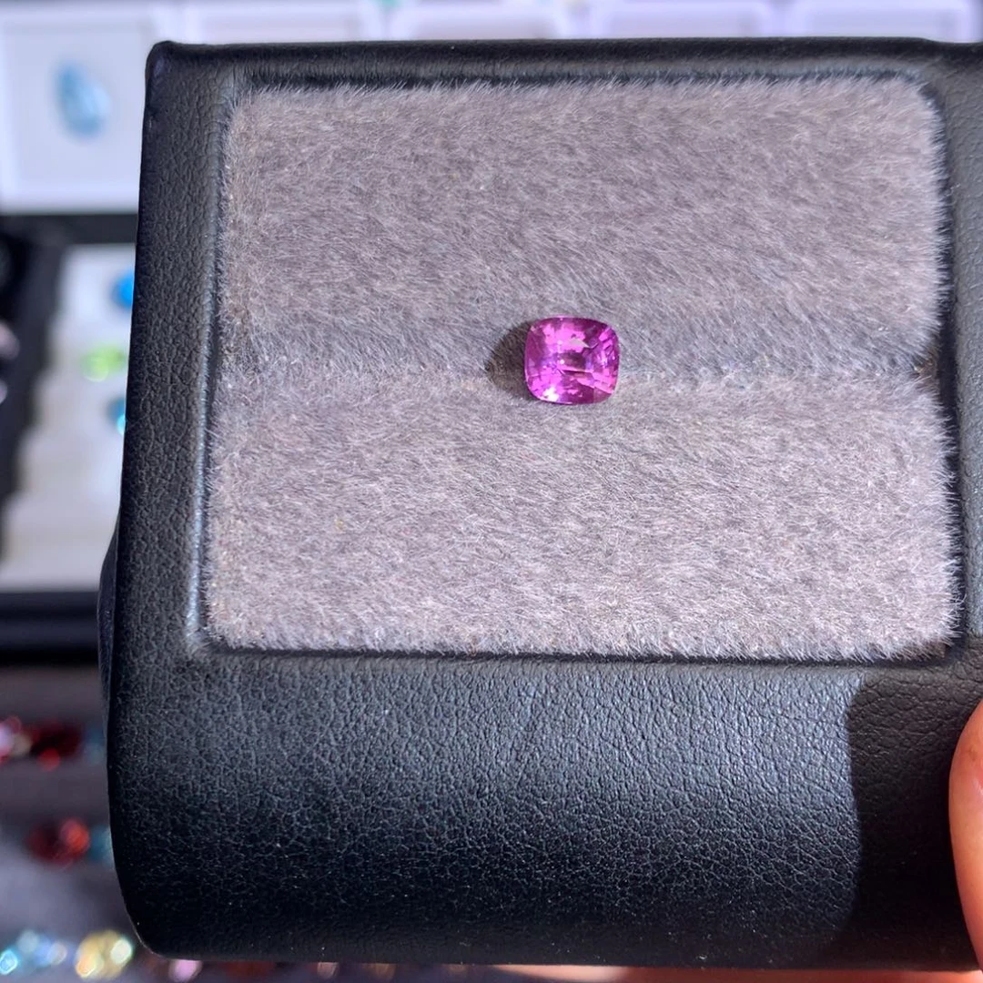 蓝宝石裸石1.085ct
