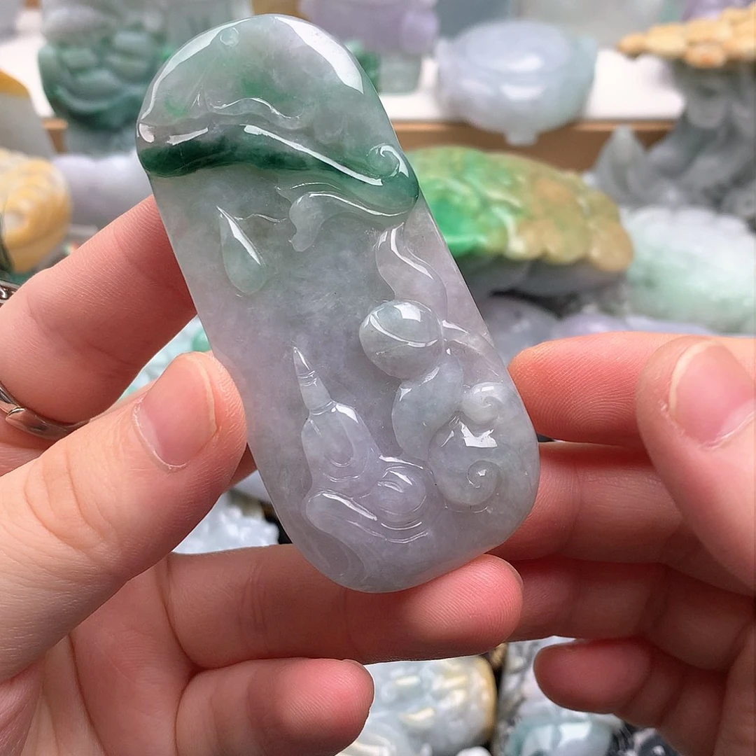 吊坠(不含链)未镶嵌翡翠