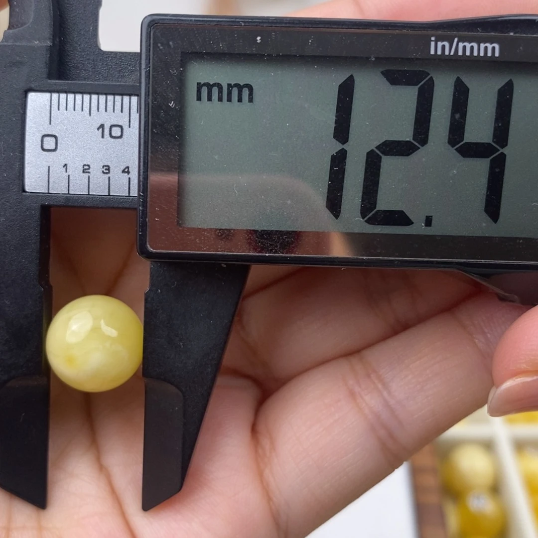 未镶嵌琥珀裸石坤*蜜蜡圆珠