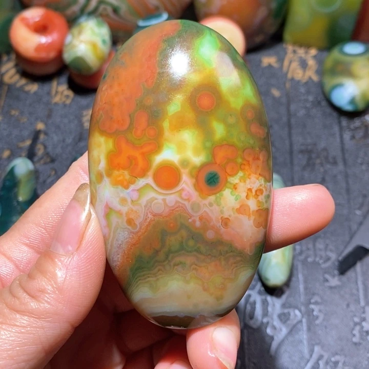 石英质玉颈饰未镶嵌用****1