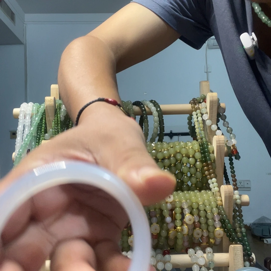 求***运未镶嵌方钠石手绳