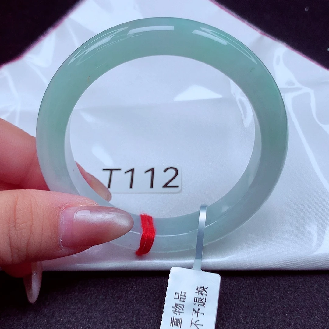 翡翠未镶嵌手镯天然缅甸翡翠A货