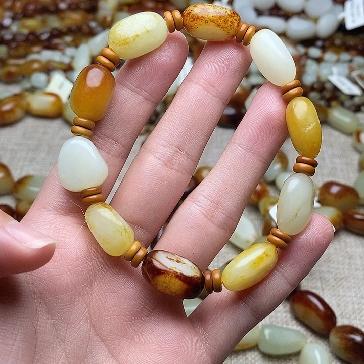 和田玉未镶嵌手链