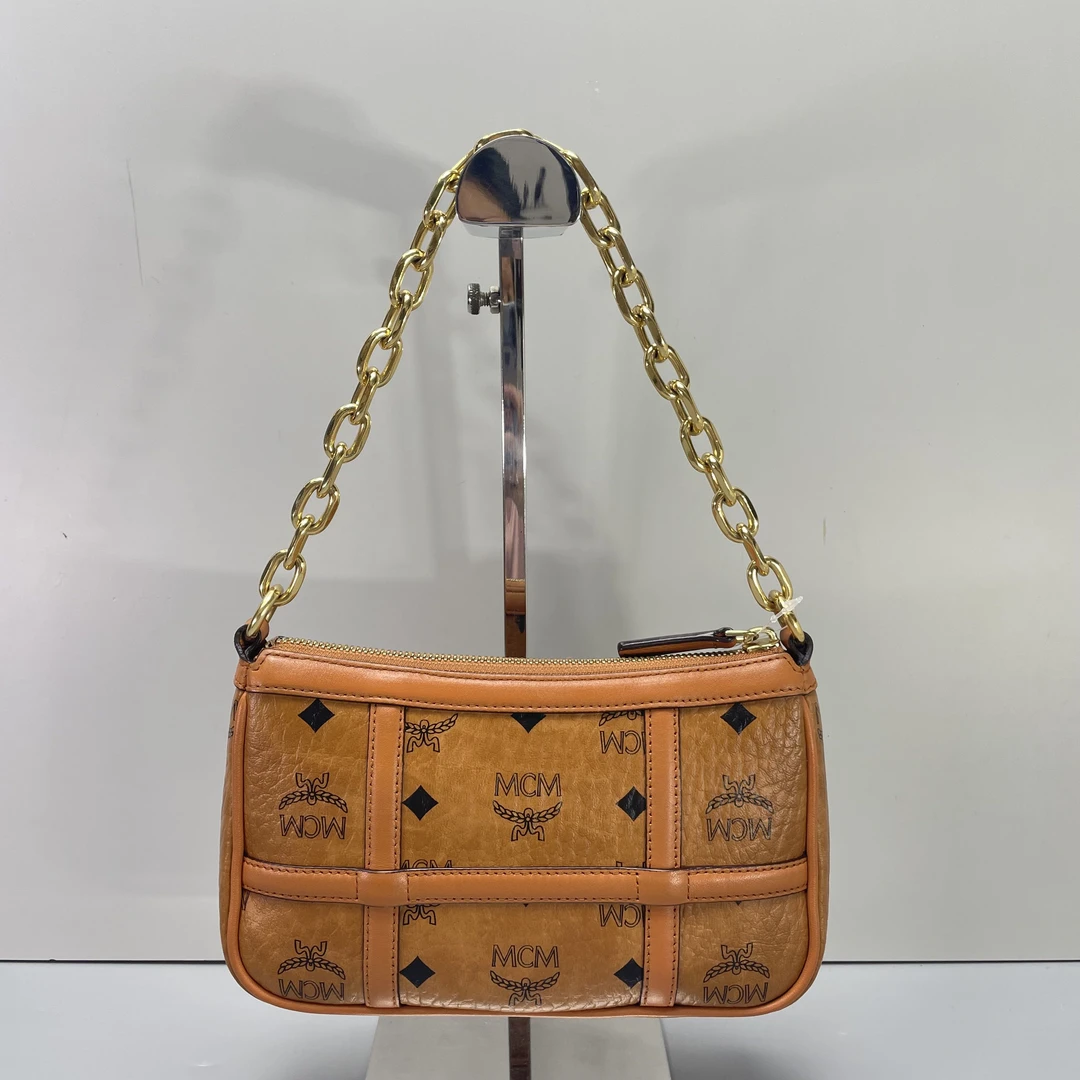 95新 MCM 媚姐/mcm干邑色麻将腋下包21x13x3cmG050601