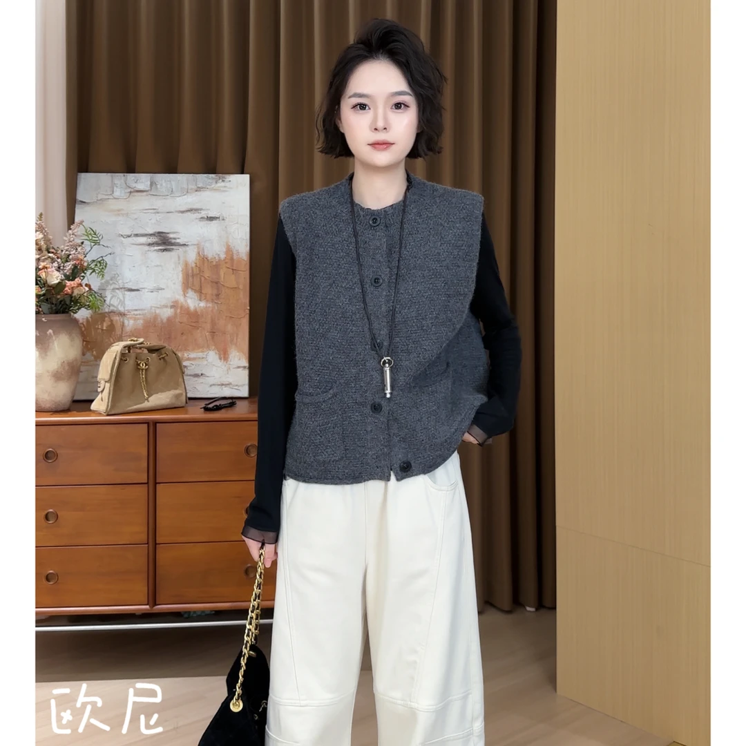 欧尼私服 2025秋季无袖高级感毛衣针织马甲百搭上衣2508C5218