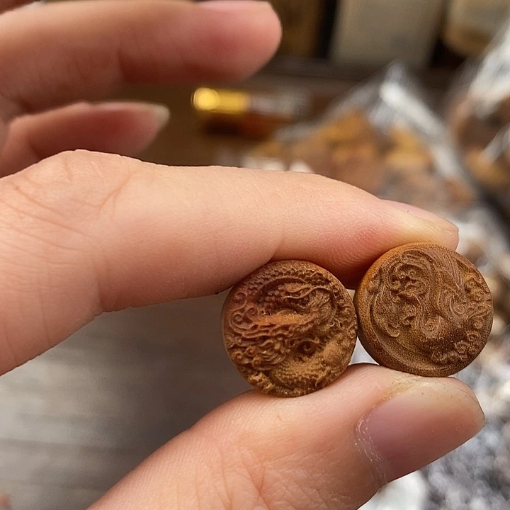 檀香木其他龙凤一对15mm