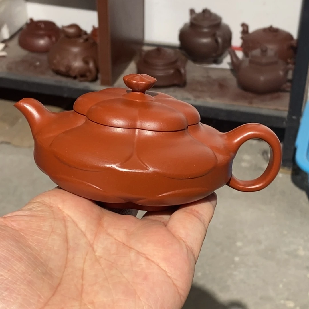 茶壶紫砂紫砂壶。紫砂壶