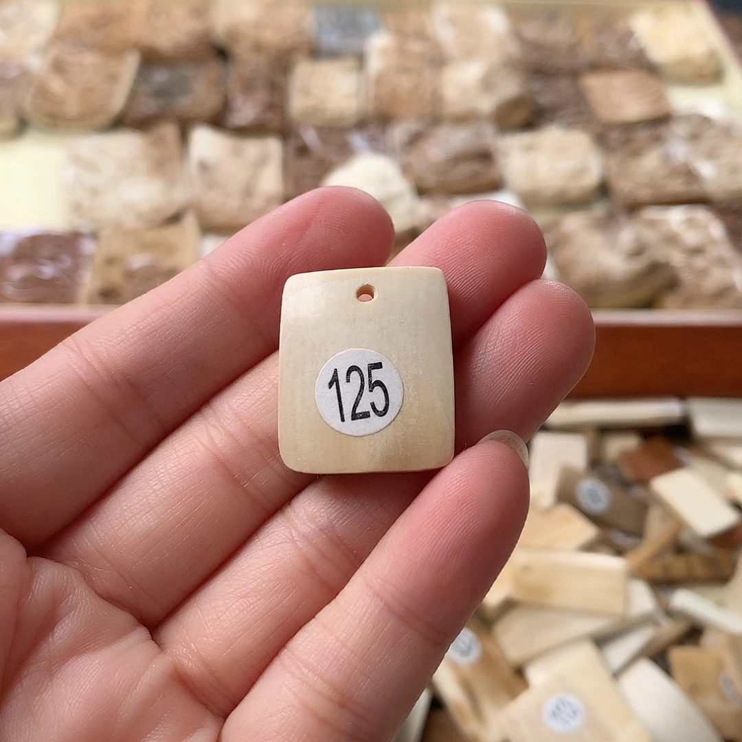 泥塑不打孔联系客服