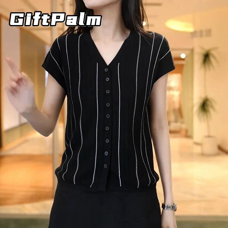 GiftPalm大码v领撞色线条飞飞袖短袖针织衫女夏季气质休闲百搭潮