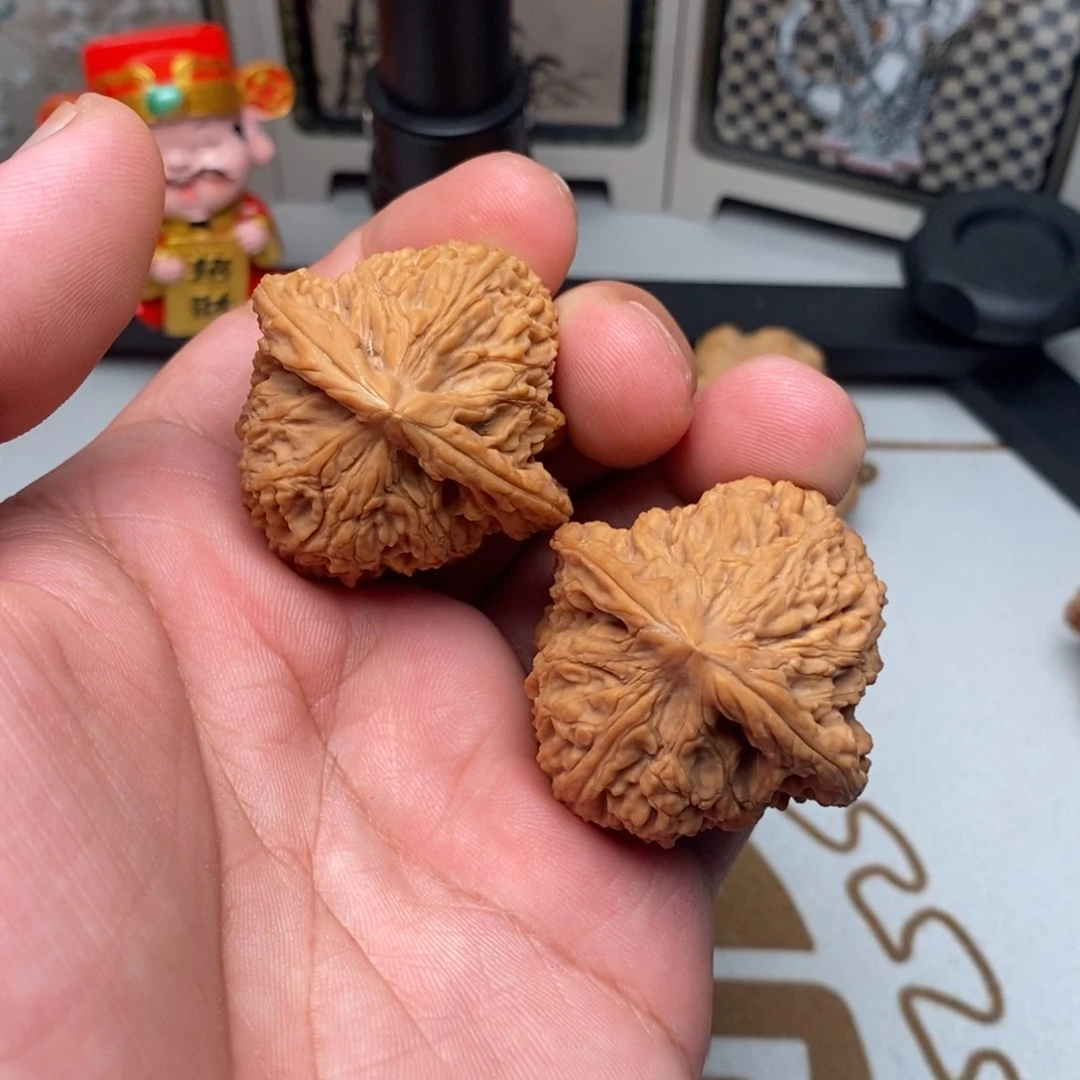 把件文玩核桃全品白茬三角疆42尺