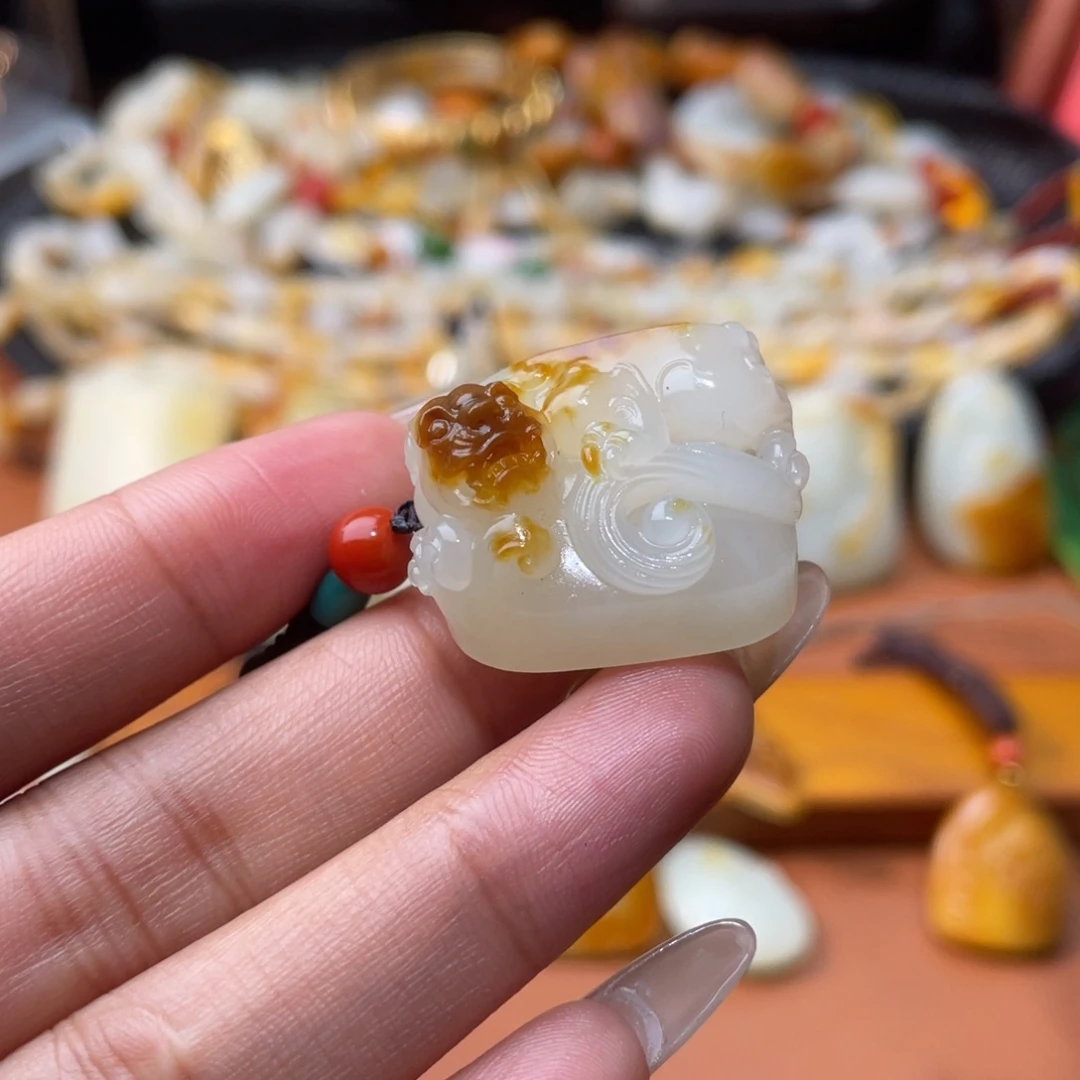 未镶嵌手链和田玉（子料）