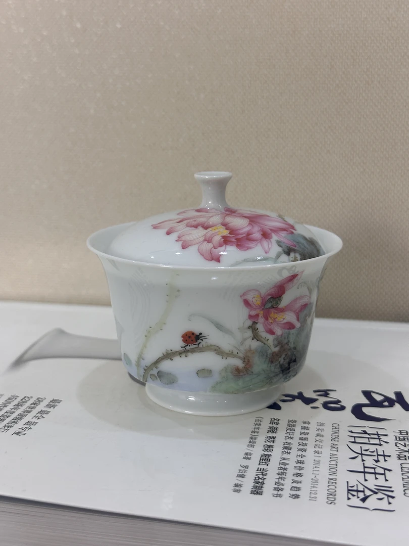 景德镇粉彩荷花二才盖碗