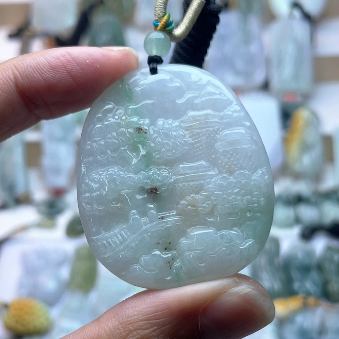 【闪购商品】颈饰未镶嵌翡翠山水