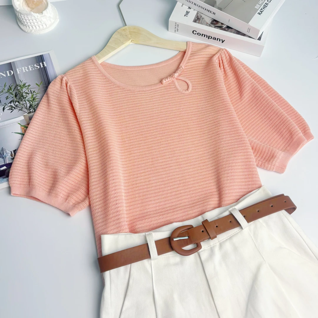 玲姐定制-圆领纯色微镂空薄微透盘扣设计感套头针织短袖164821