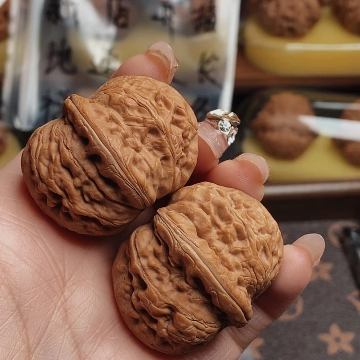 把件文玩核桃40元宝