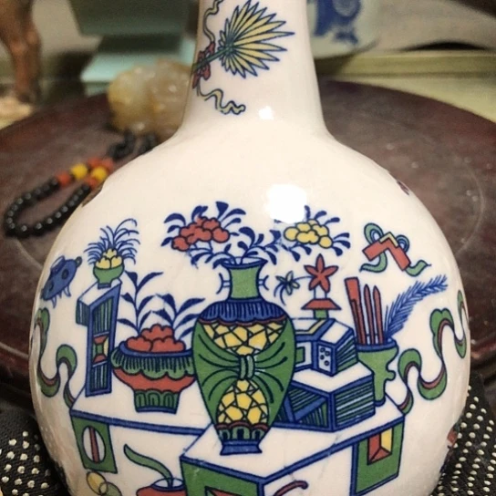 瓷陶瓷的设计师是一