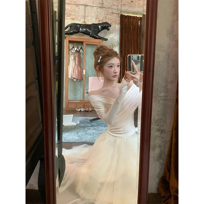新款休闲百搭气质设计感白月光长袖褶皱v领上衣高腰修身柔纱长裙