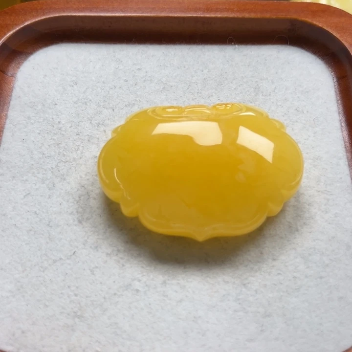 琥珀未镶嵌珠宝奇石L316