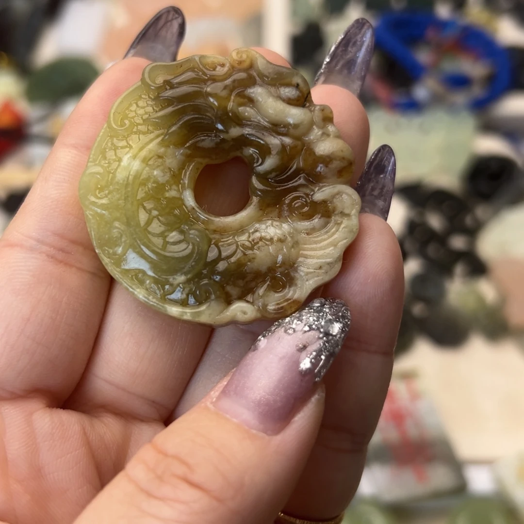 蛇纹石玉颈饰合金雏****版