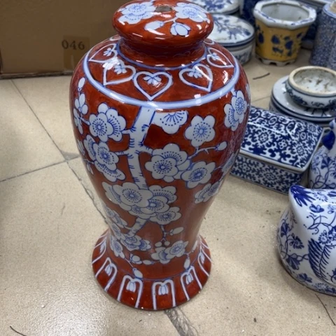 古***哥瓷片瑕疵陶罐。。。。。。。。。。。