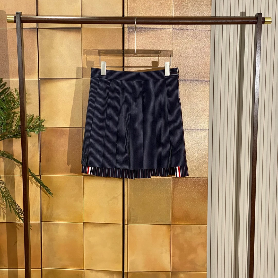 99新 THOMBROWNE Thom Browne 条纹百褶半身裙/38码/99新/23409