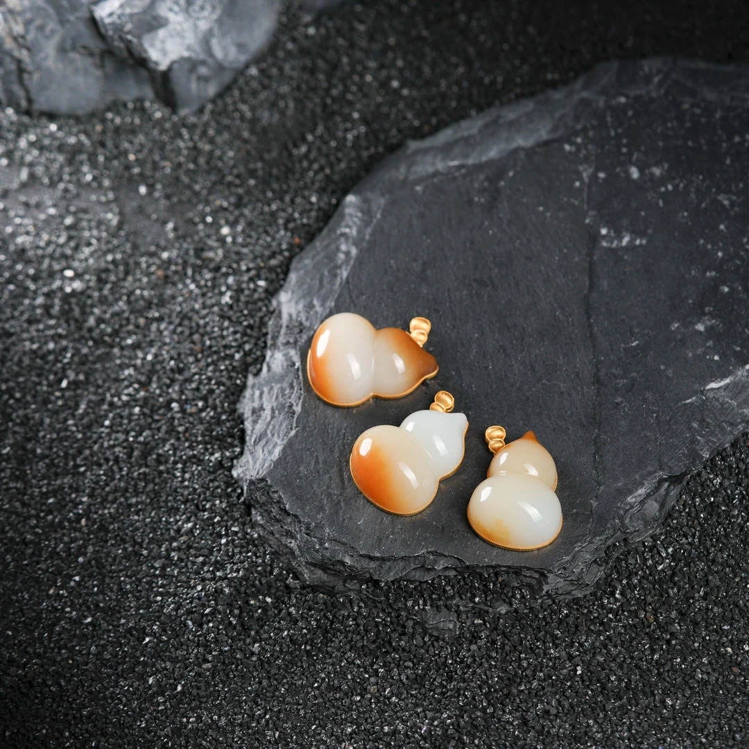 『博姐』·半糖丨和田玉老糖18K金传承级葫芦吊坠*D7708多样性发其一