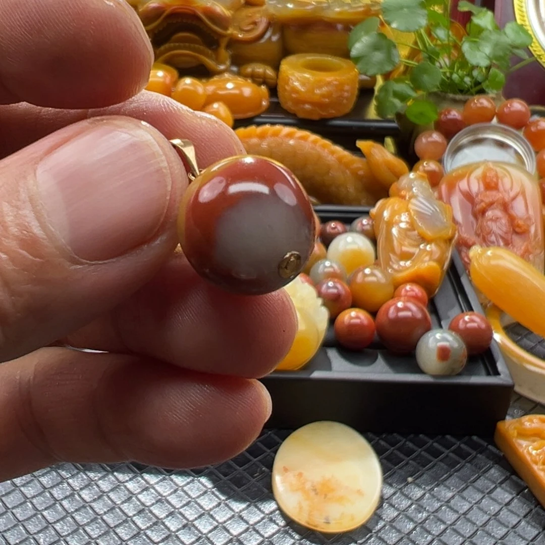 石英质玉未镶嵌颈饰