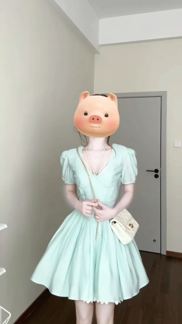 泡泡袖公主连衣裙女2025春夏季V领修身显瘦海边度假风薄荷绿短裙