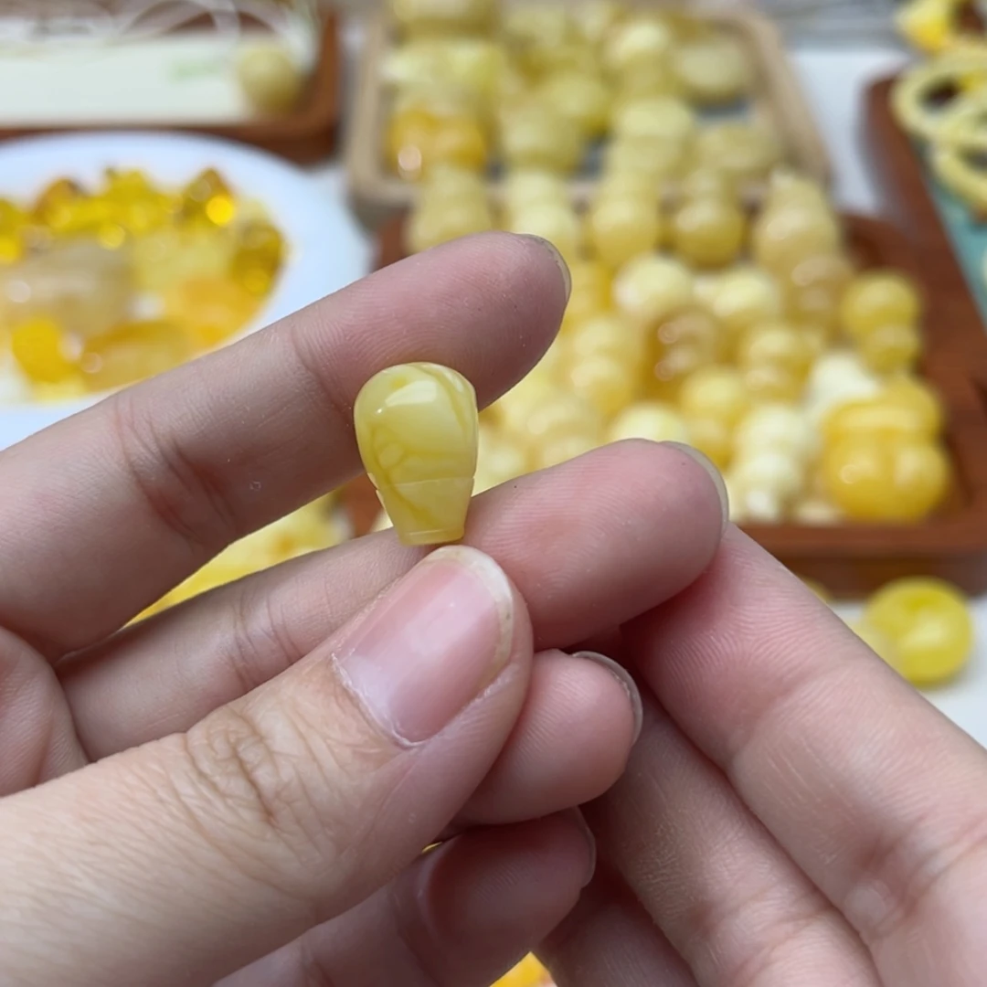 【闪购商品】未镶嵌蜜蜡裸石配饰