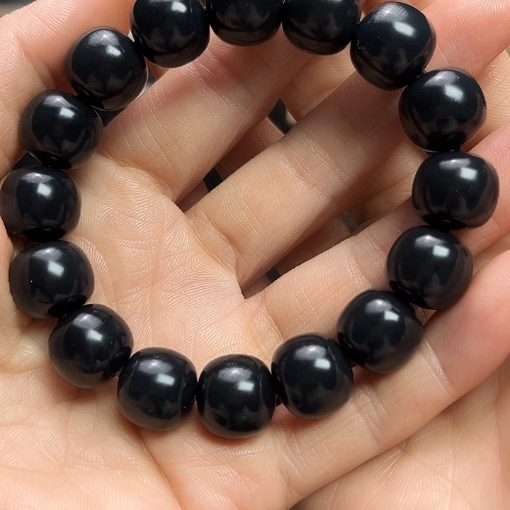 沐***风和田玉（墨玉）未镶嵌颈饰卡14老型羊脂