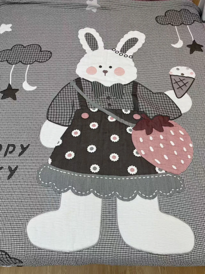 彼得兔(高款云柔泡芙被）1.5*2.0透气性好四季通用