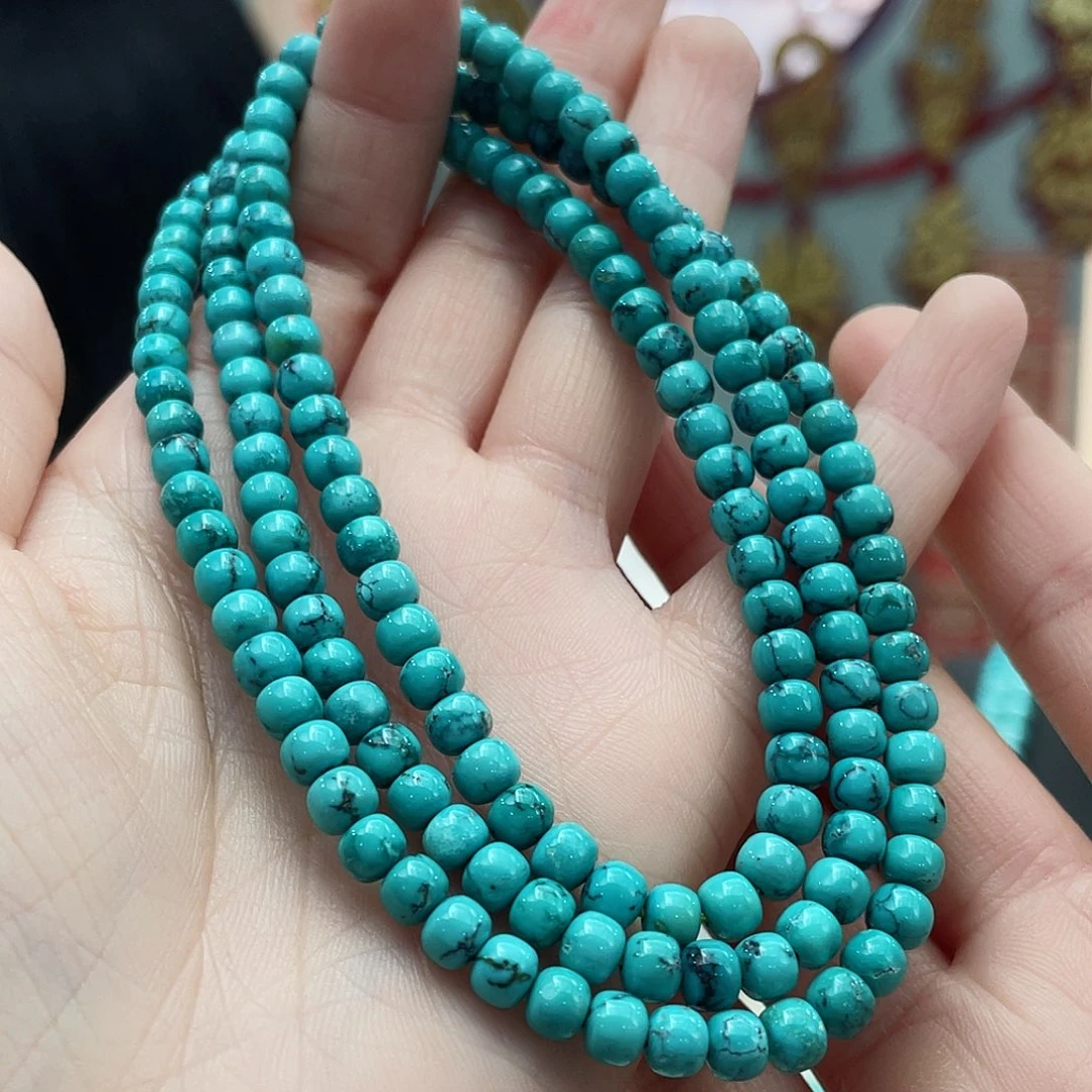 绿松石颈饰未镶嵌