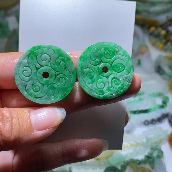 定制翡翠未镶嵌毛货