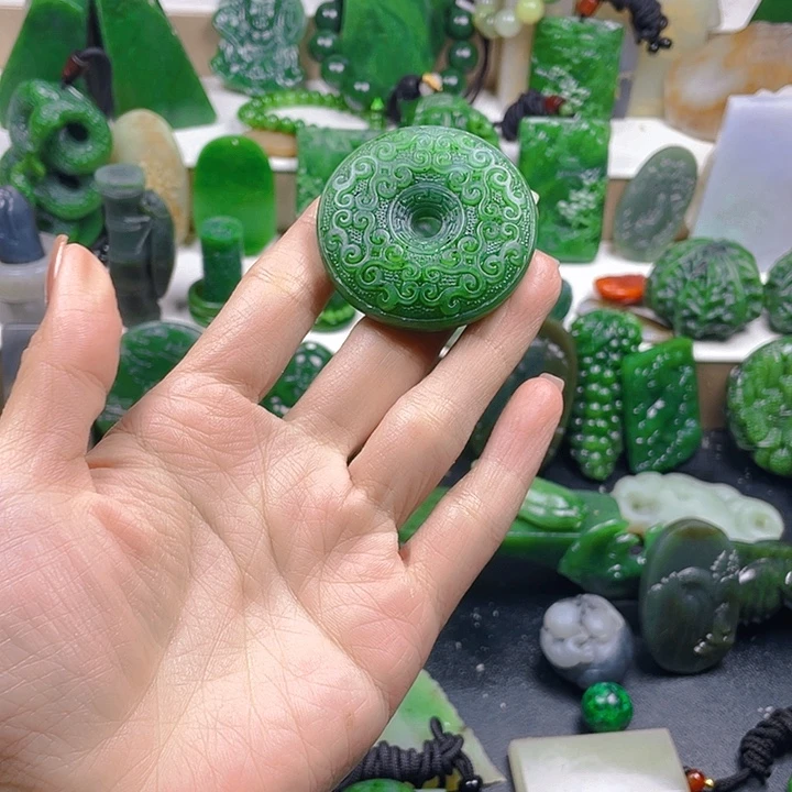 觉***悟未镶嵌和田玉珠宝半成品