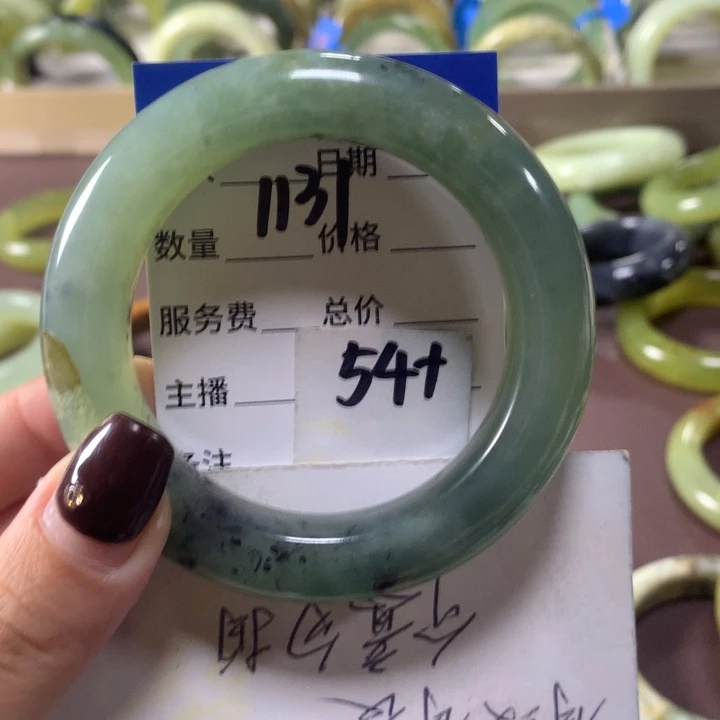 蛇纹石玉未镶嵌手镯1131