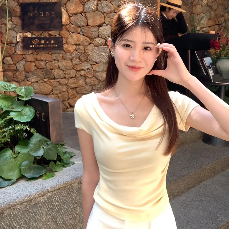 法式荡领短袖t恤女2025新款修身设计感纯欲风一字肩短款显瘦上衣