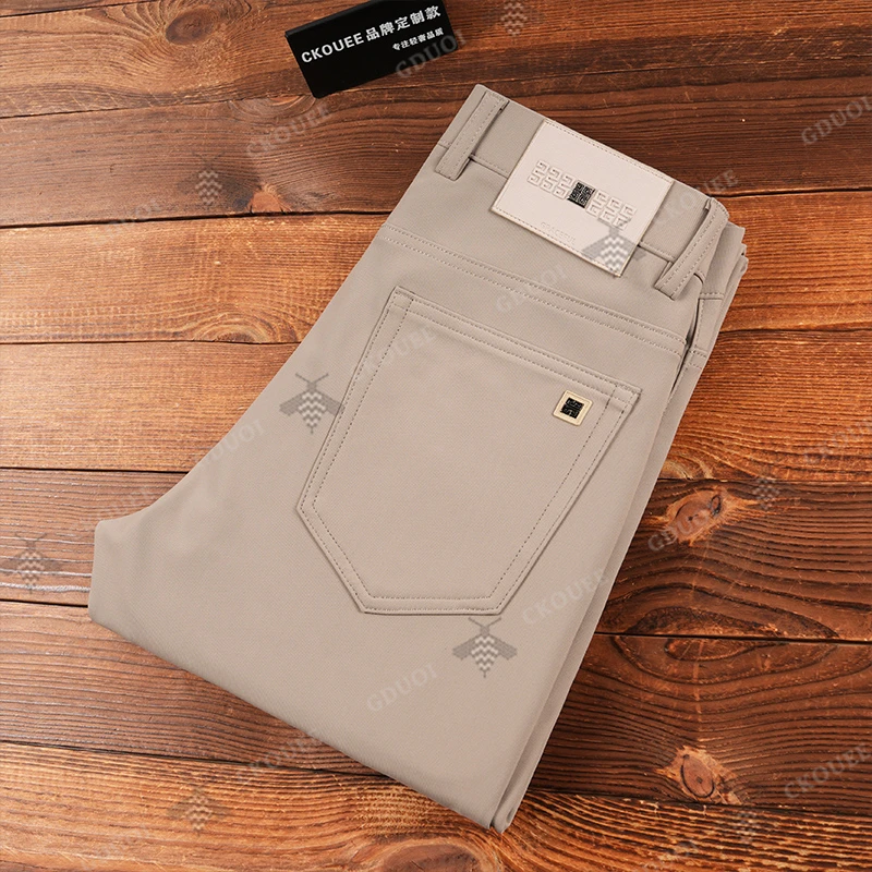 CKOUEE秋冬厚款商务休闲裤高端轻奢云感舒适男士直筒中腰修身长裤
