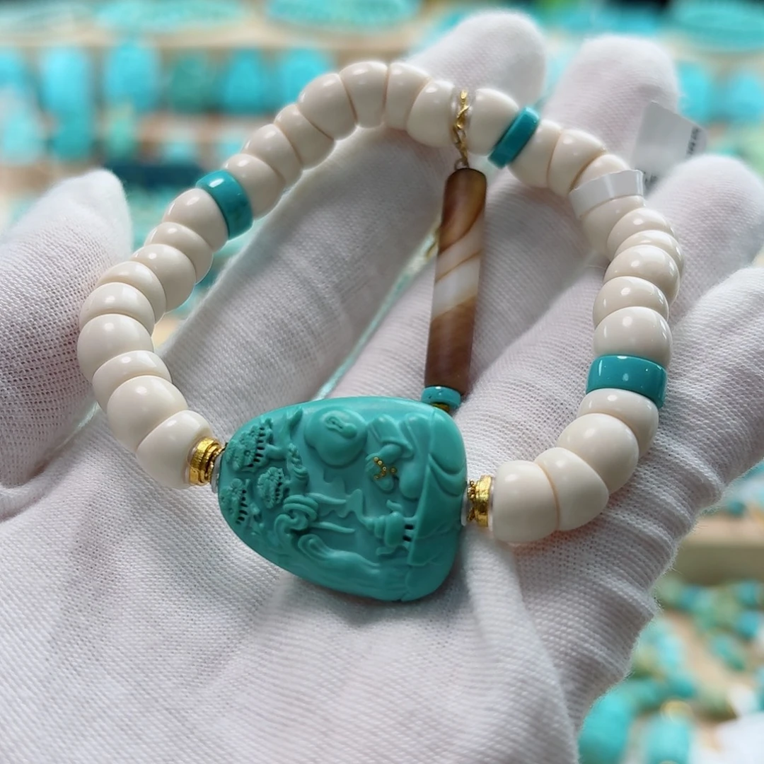 绿松石18K金镶嵌珠宝奇石