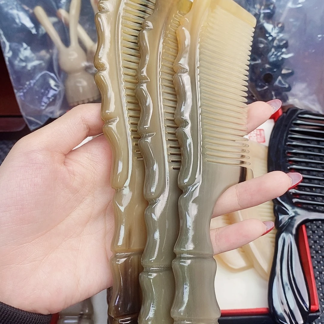 纯手工制作纯牛角梳子