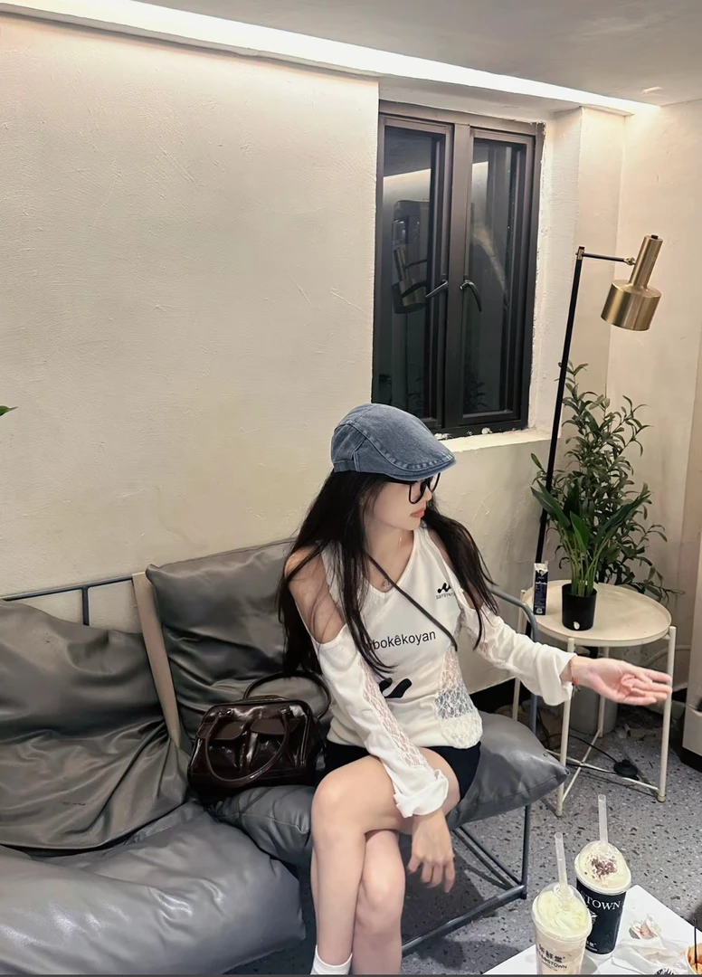 蕾丝宽松型秋冬韩版V领时尚长袖拼接春秋辣妹风上衣