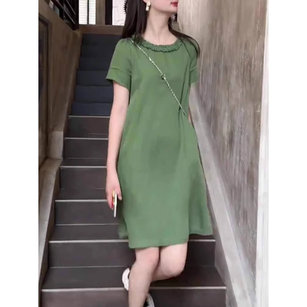 法式高端设计感时尚洋气2025夏季新款百搭显瘦绿色连衣裙中长裙子