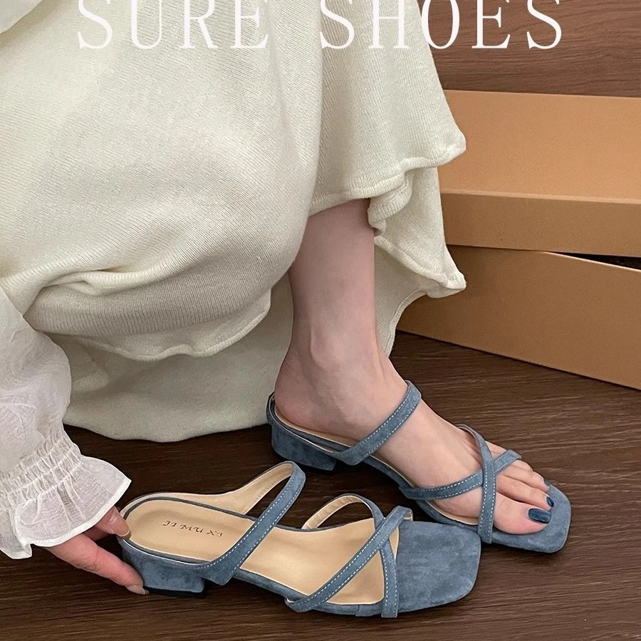 法式仙女风交叉带露趾方头拖鞋女夏外穿绝美3cm小粗跟绒面凉拖鞋