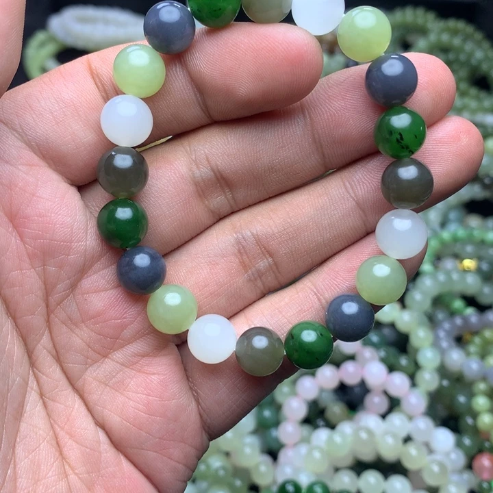 和田玉未镶嵌手串精品