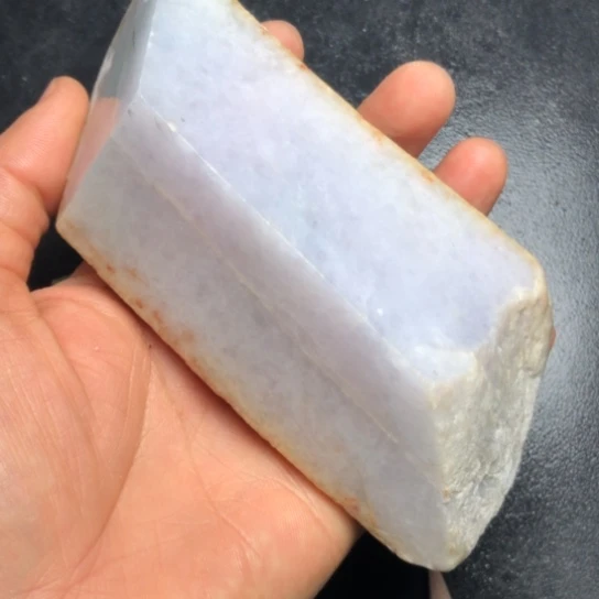 翡翠未镶嵌颈饰裸石