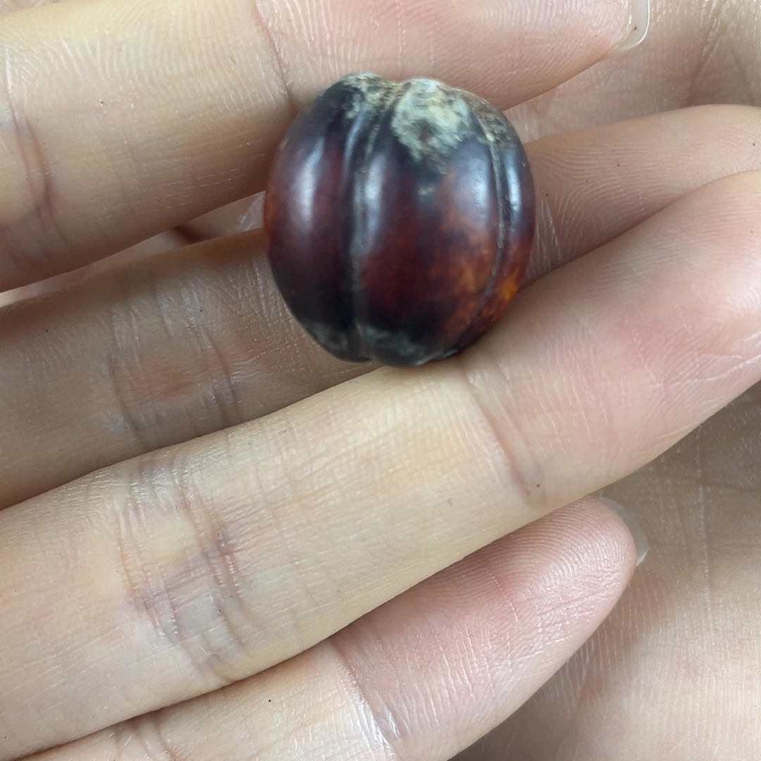 佛***照和田玉（糖玉）未镶嵌挂件