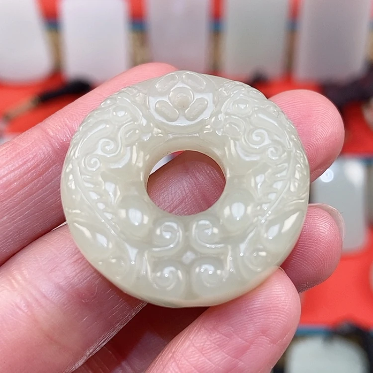 【闪购商品】颈饰未镶嵌和田玉