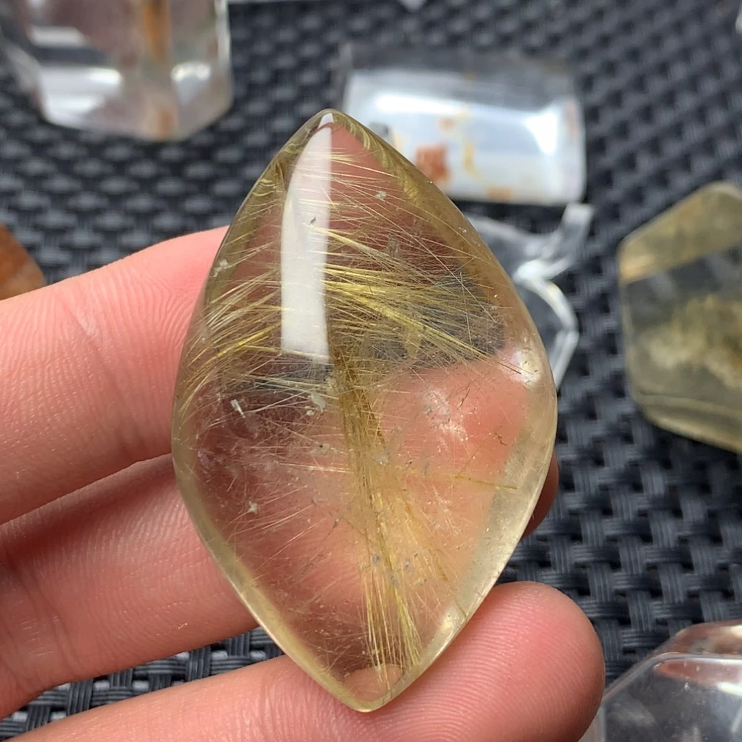 水晶颈饰未镶嵌石*