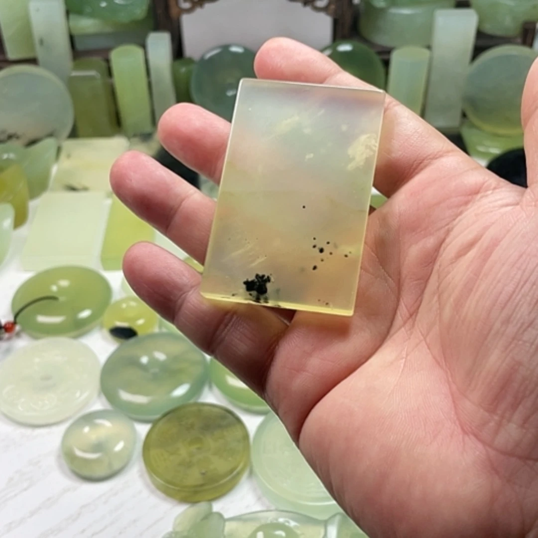 【闪购商品】未镶嵌岫玉挂件半***ぺ