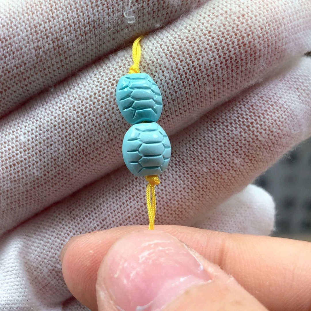 绿松石未镶嵌挂件